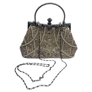 Vintage-Inspired Beaded Evening Clutch with Pearls & Chain Strap